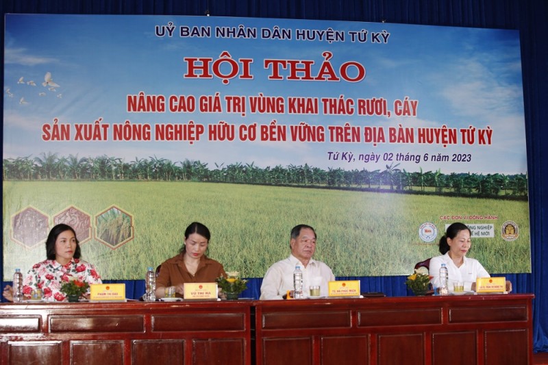 Ban chủ trì Hội thảo