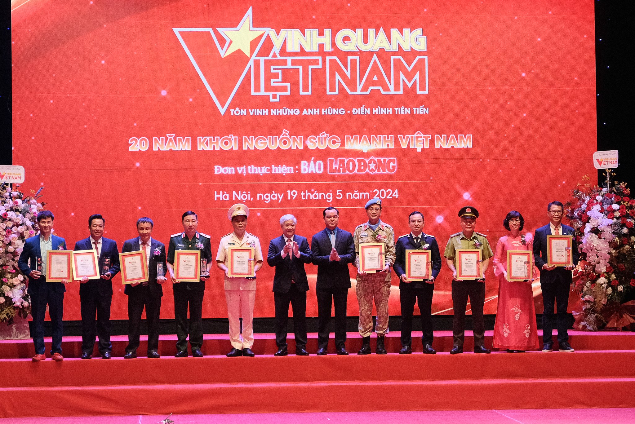 Một Vườn Quốc gia được tôn vinh tại Chương trình 'Vinh quang Việt Nam' tổ chức tại Hà Nội- Ảnh 1. Một Vườn Quốc gia được tôn vinh tại Chương trình 'Vinh quang Việt Nam' tổ chức tại Hà Nội- Ảnh 1.