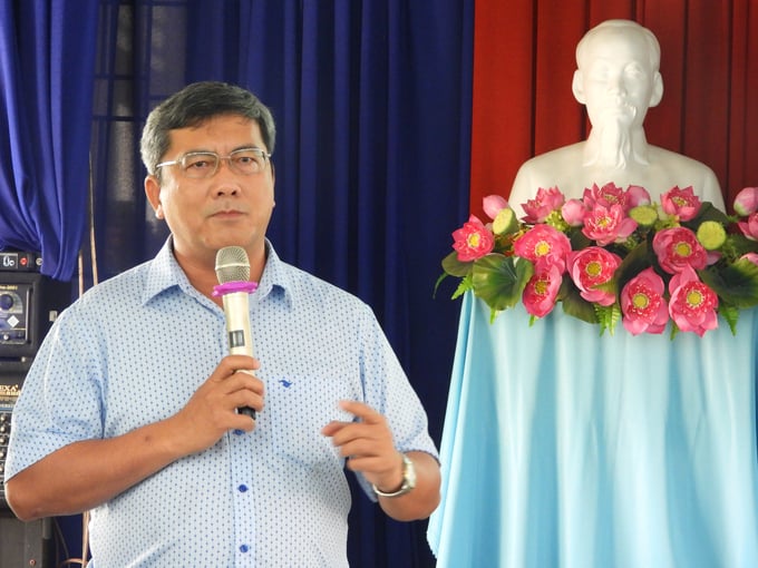 TS. Trần Minh Hải – Phó Hiệu trưởng Trường Chính sách công và Phát triển nông thôn hiến kế tại hội thảo. Ảnh: Minh Sáng.