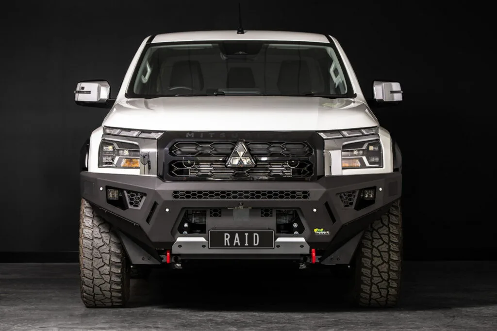 Bán tải Mitsubishi Triton mạnh mẽ với gói độ offroad- Ảnh 2.