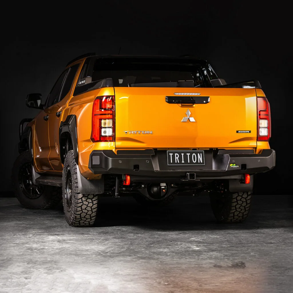 Bán tải Mitsubishi Triton mạnh mẽ với gói độ offroad- Ảnh 10.