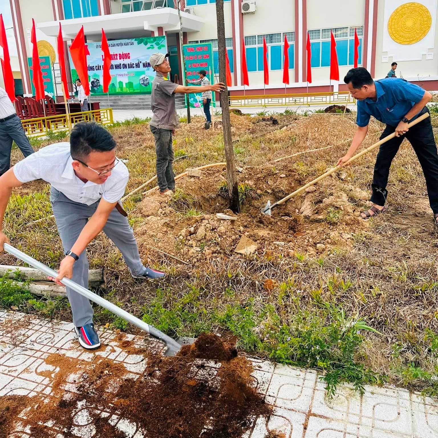 Hàm Tân (Bình Thuận): Tổ chức lễ phát động trồng cây