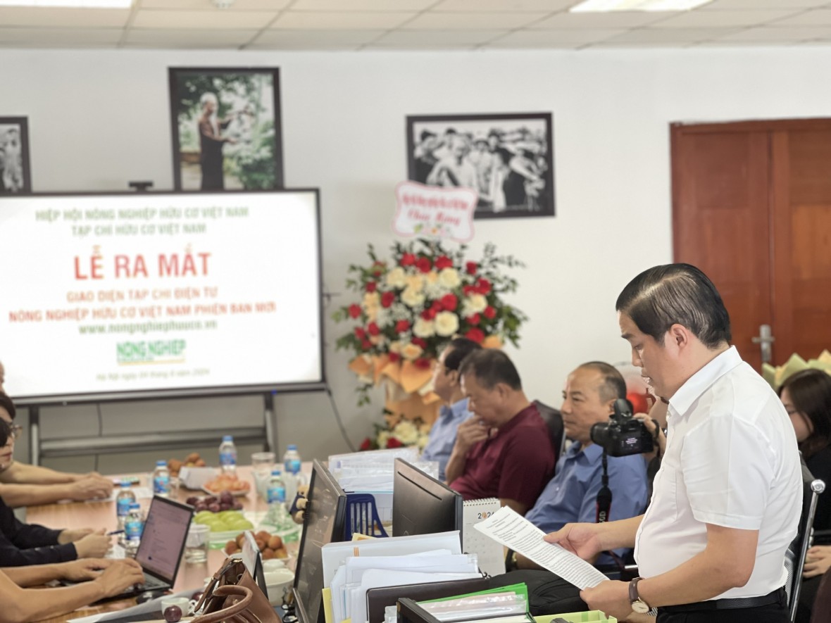 Ông Đỗ Ngọc Thi, Ủy viên Thường trực Ban biên tập Tạp chí Hữu cơ Việt Nam