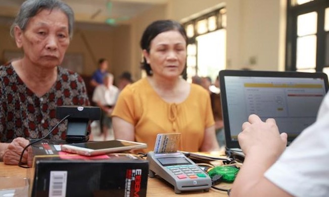 Các chính sách kinh tế mới từ ngày 1/7: Tăng lương, giảm phí lệ và hỗ trợ người dân