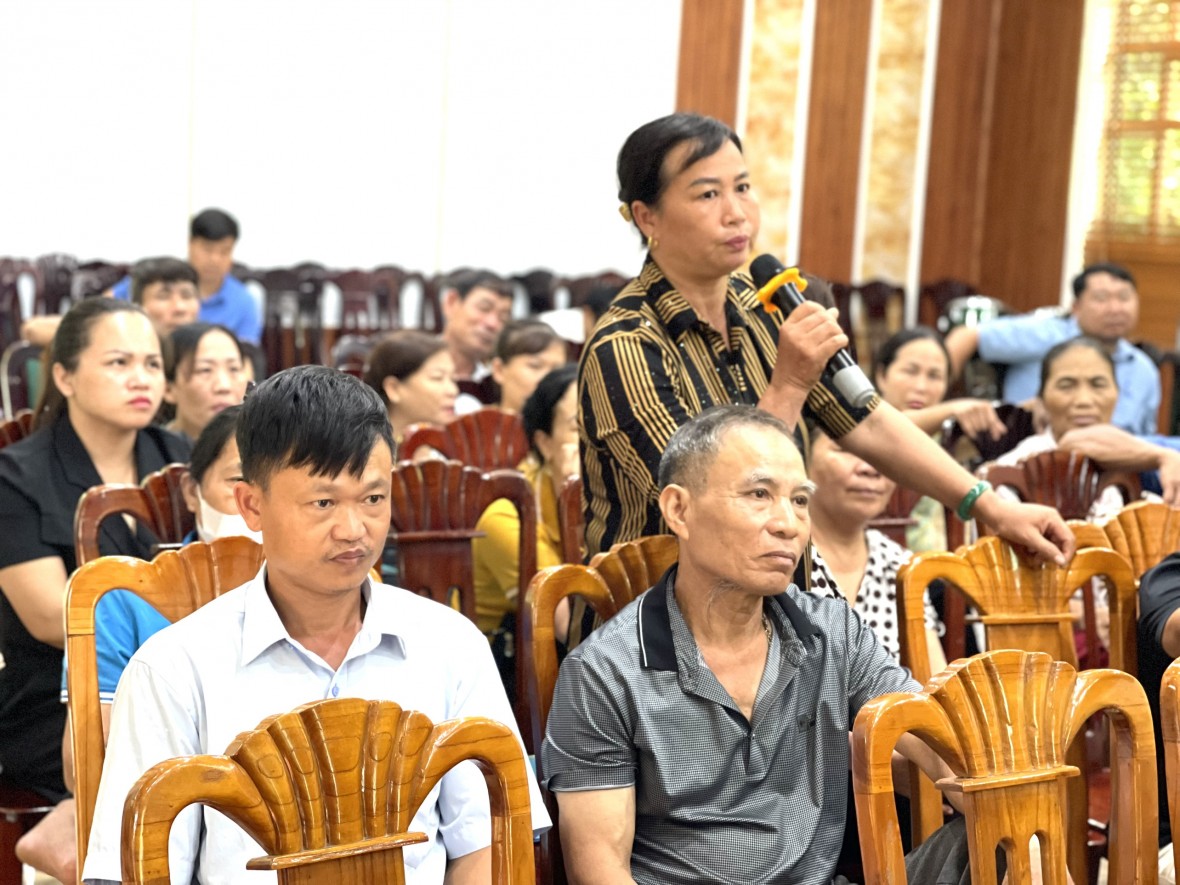 Nhân rộng chăn nuôi gà thịt bản địa theo mô hình hữu cơ