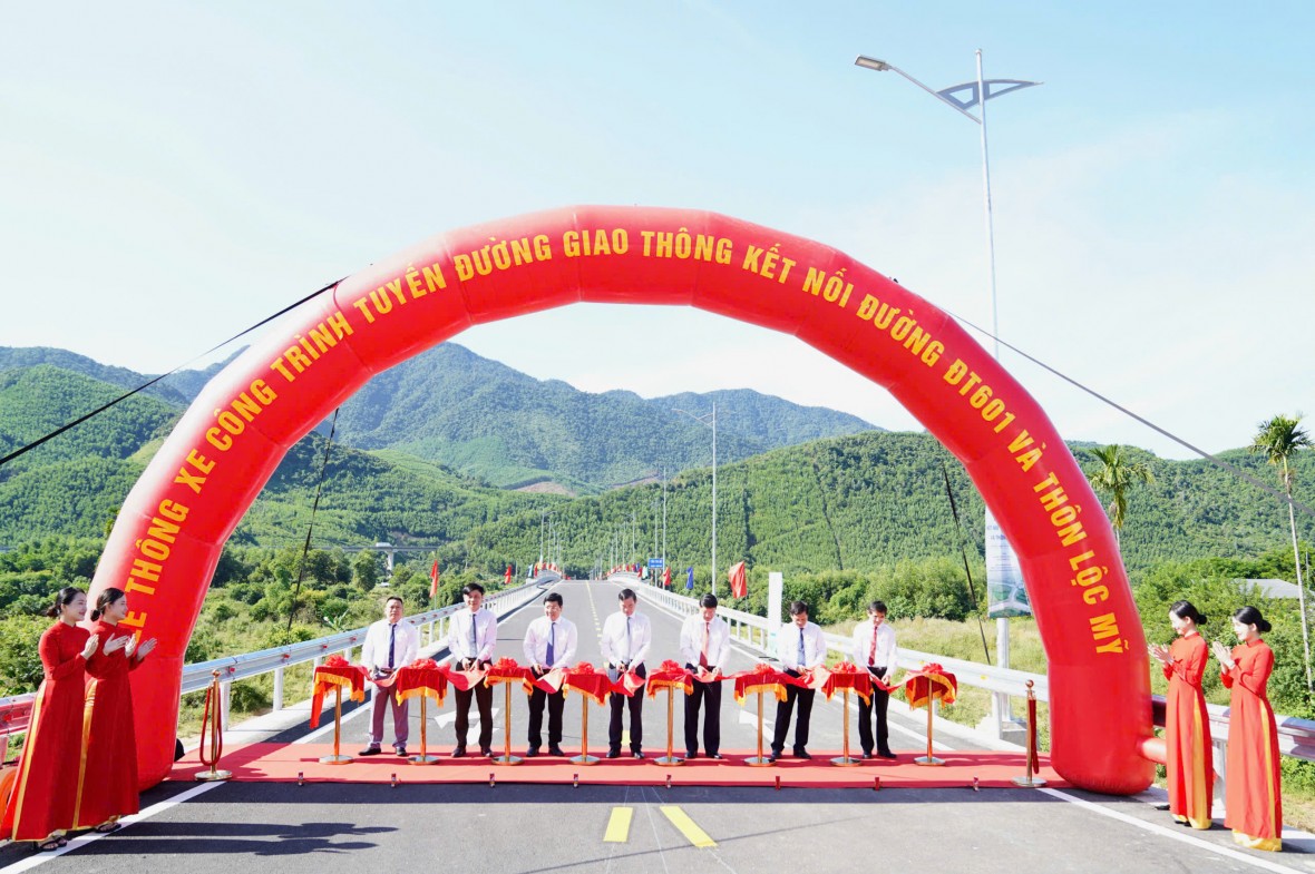 Tuyến ĐT.601 - Lộc Mỹ: “Cú hích” mới cho hạ tầng giao thông Đà Nẵng Tuyến ĐT.601 - Lộc Mỹ: “Cú hích” mới cho hạ tầng giao thông Đà Nẵng