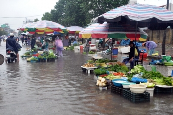 Tăng cường đảm bảo an toàn thực phẩm trước bão lũ