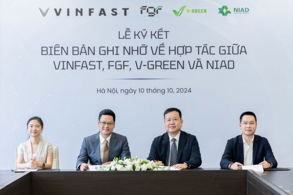 NIAD "điện hóa" đội xe với 200 ô tô VinFast