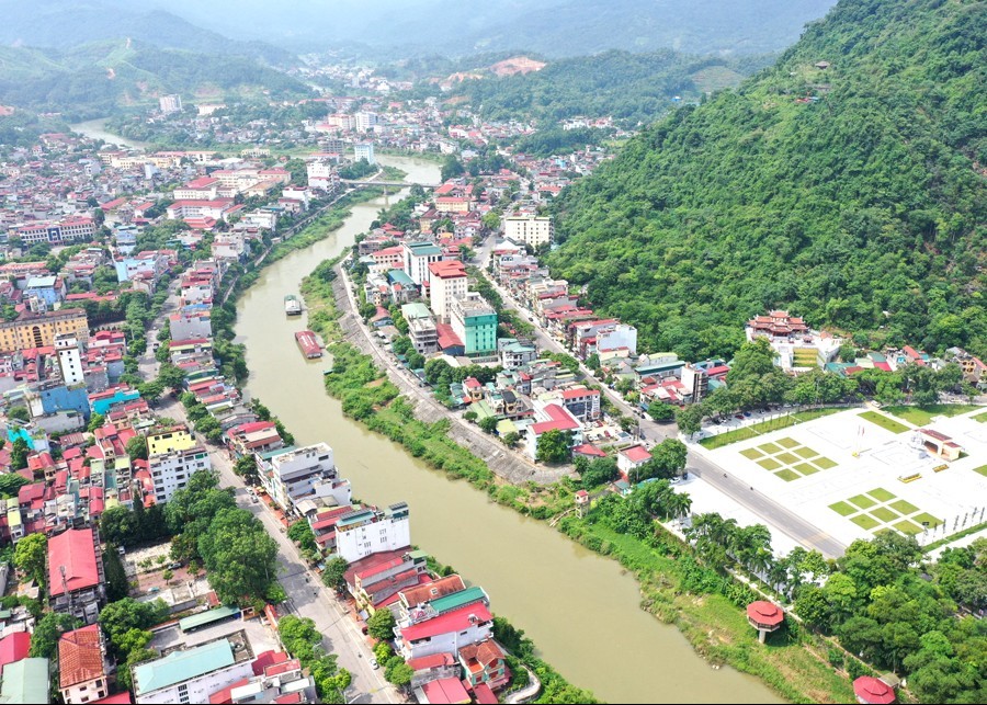 Hạ tầng bứt phá, Hà Giang mở lối "hóa rồng"