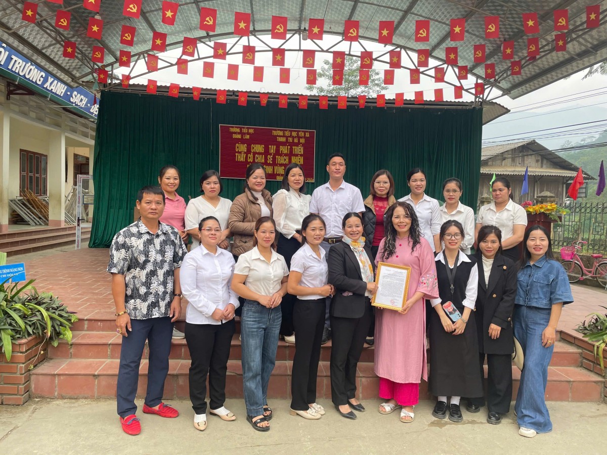 Ấm lòng chuyến xe Ấm lòng chuyến xe