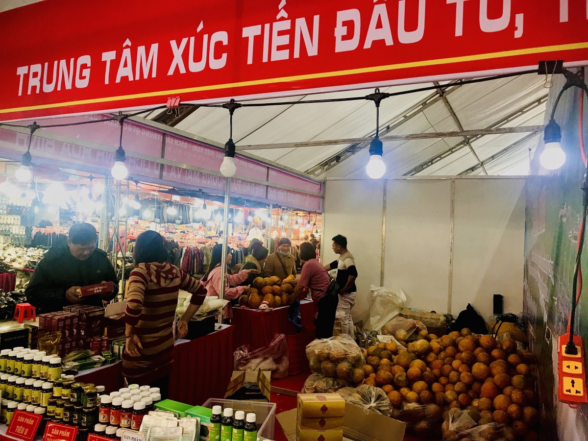 Hội chợ thương mại quốc tế Cao Bằng (Việt Nam) - Bách Sắc (Trung Quốc) năm 2024