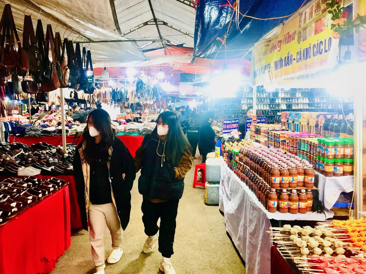 Hội chợ thương mại quốc tế Cao Bằng (Việt Nam) - Bách Sắc (Trung Quốc) năm 2024