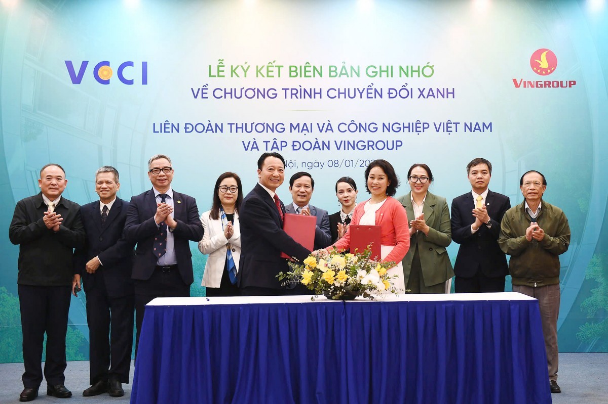 VCCI và Vingroup hợp tác thúc đẩy chuyển đổi xanh