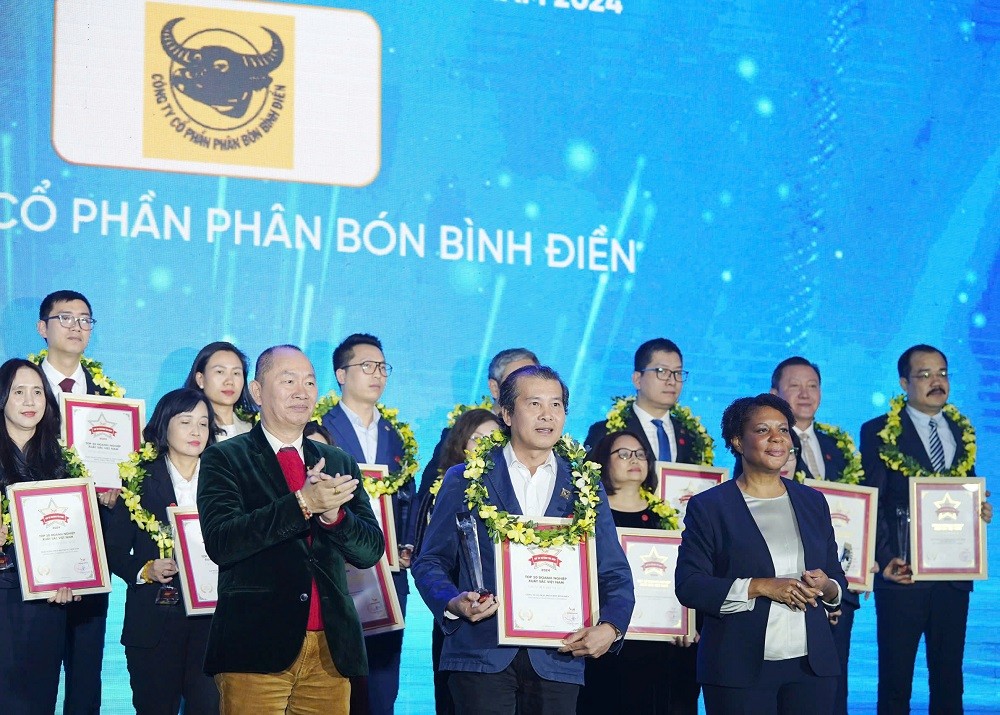 Đây là lần thứ 2 liên tiếp Bình Điền, thương hiệu phân bón Đầu Trâu là 1 trong 50 doanh nghiệp xuất sắc nhất Việt Nam trong Bảng xếp hạng VNR500 năm 2024