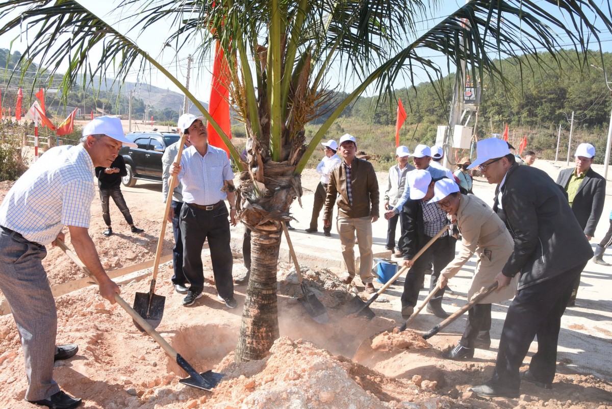 Kon Tum: Xã Đăk Hà, huyện Tu Mơ Rông tổ chức Lễ ra quân đầu Xuân Ất tỵ 2025