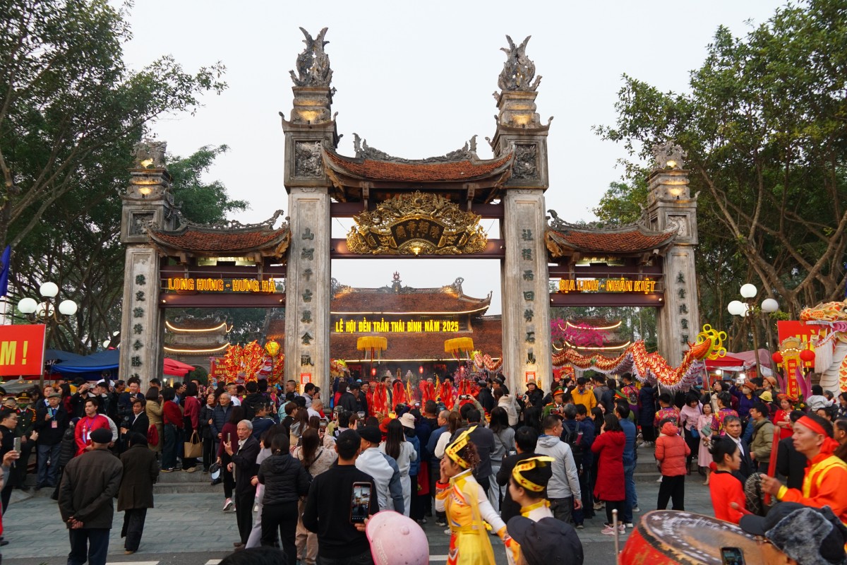 Khai hội Đền Trần Thái Bình xuân Ất Tỵ 2025 Khai hội Đền Trần Thái Bình xuân Ất Tỵ 2025