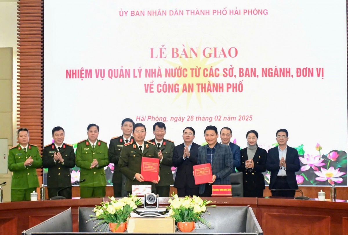 Hải Phòng: Công an thành phố tiếp nhận 5 nhiệm vụ từ các Sở, ban, ngành