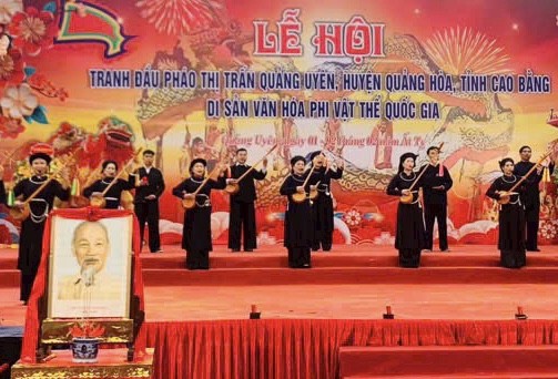 Cao Bằng: Độc đáo Lễ hội Tranh đầu pháo hoa Quảng Hoà