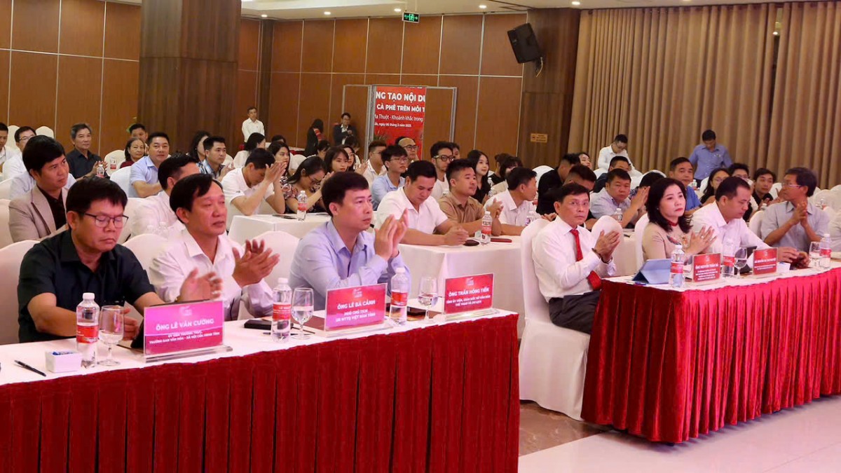 Nhiều tác phẩm đạt giải cao trong cuộc thi sáng tạo tuyên truyền Lễ hội cà phê trên môi trường mạng