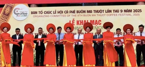 Khai mạc Hội chợ triển lãm chuyên ngành cà-phê và sản phẩm OCOP năm 2025