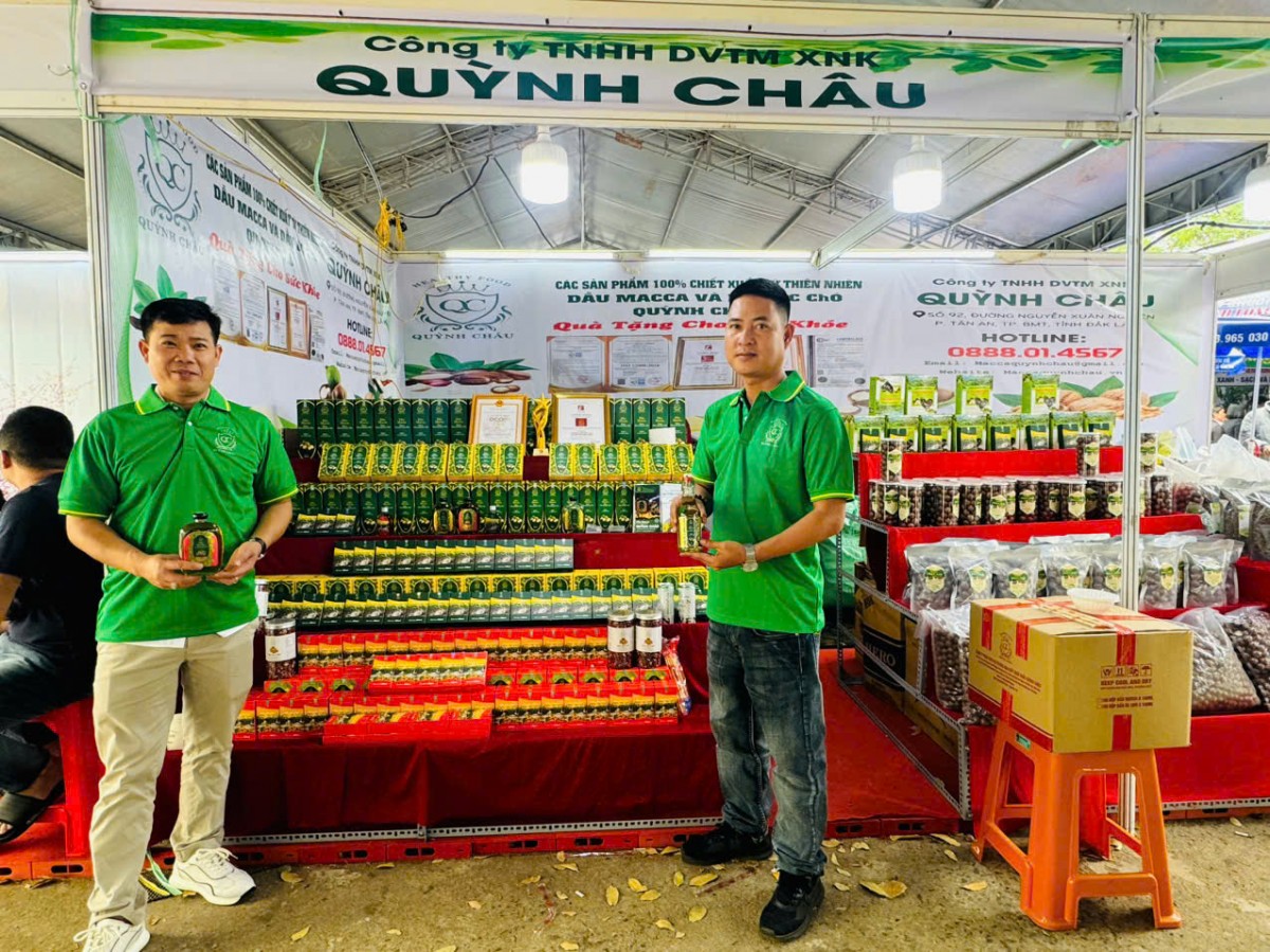 Khai mạc Hội chợ triển lãm chuyên ngành cà-phê và sản phẩm OCOP năm 2025