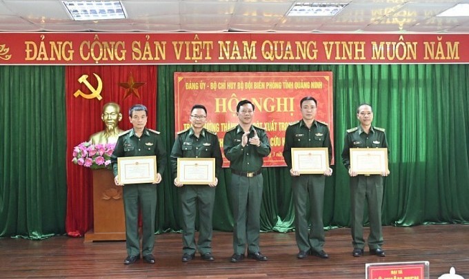 BĐBP tỉnh Quảng Ninh khen thưởng nóng tập thể, cá nhân có thành tích xuất sắc