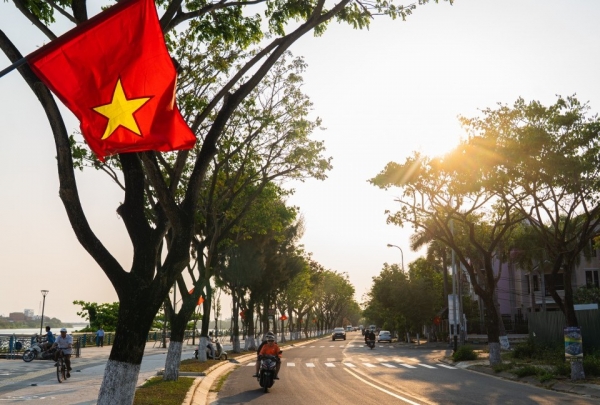 “Mục sở thị” lối dành riêng cho xe đạp dọc tuyến đường Thăng Long