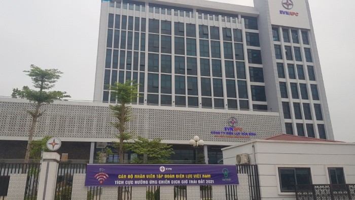 Điện lực Hòa Bình: Nền tảng vững chắc cho phát triển nông nghiệp bền vững