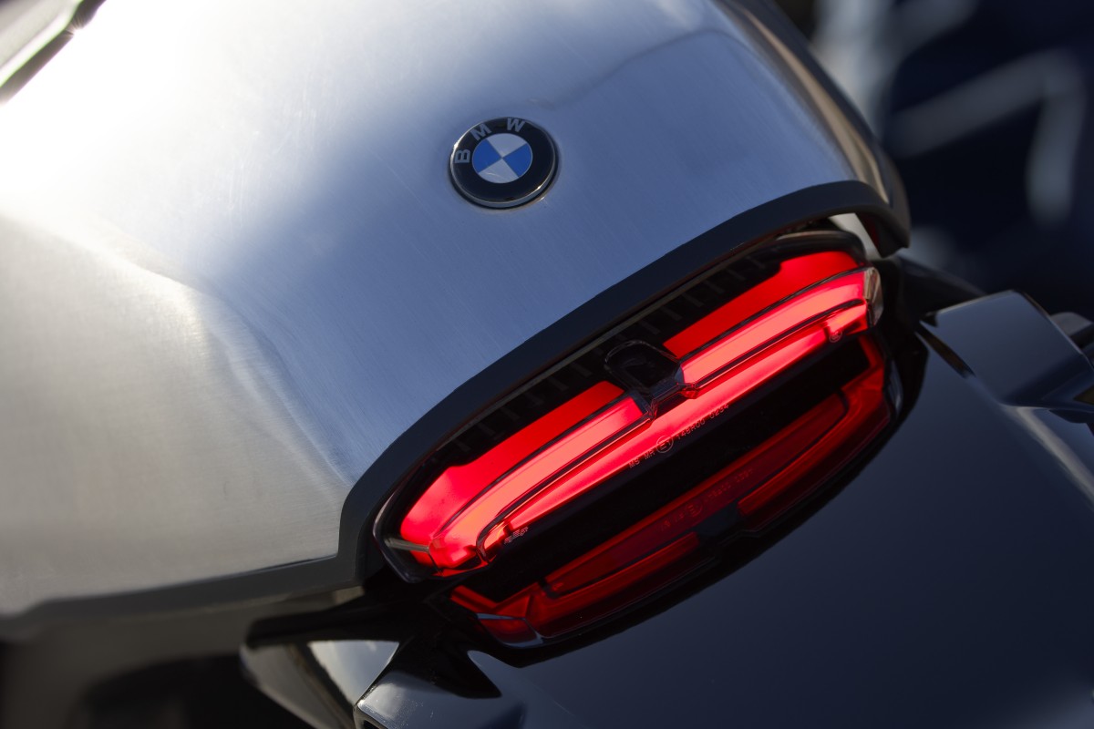 BMW R 12 nineT mới chính thức ra mắt tại Việt Nam: Kết hợp hoàn hảo giữa cổ điển và hiện đại