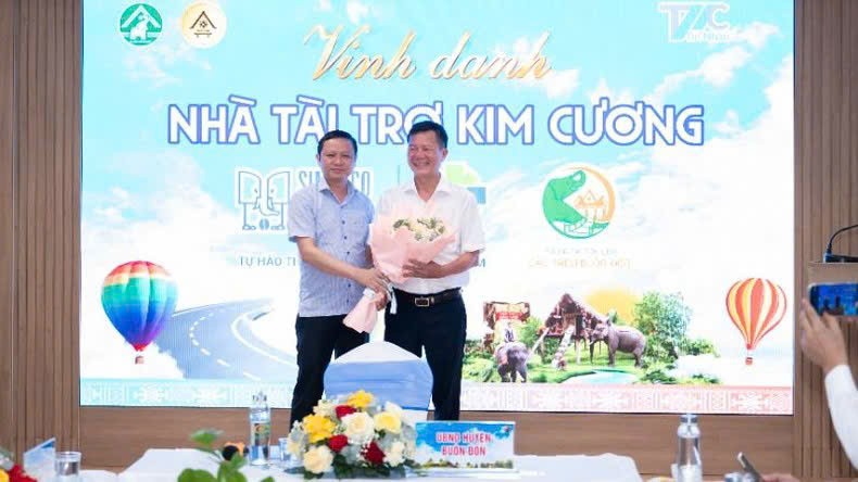 Đắk Lắk: Tổ chức ngày hội khinh khí cầu tại huyện Buôn Đôn chào mừng lễ 30/4 - 1/5