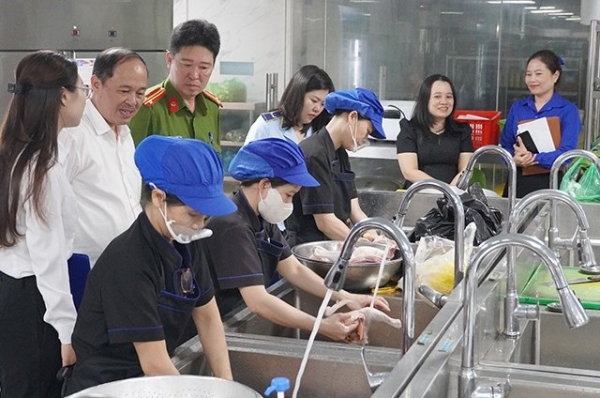 Quảng Bình: Kiểm tra một số cơ sở về an toàn thực phẩm trên địa bàn