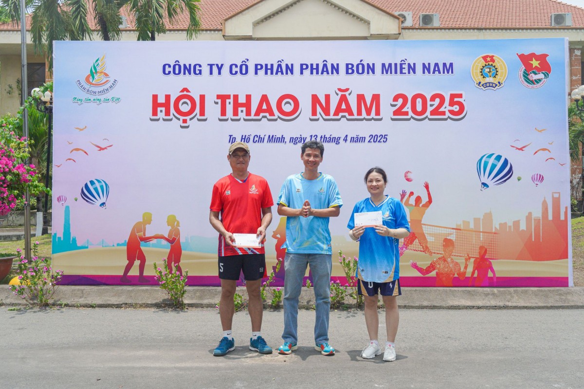 Hội thao Công ty Phân bón Miền Nam: Rèn luyện thể dục thể thao theo gương Bác Hồ vĩ đại