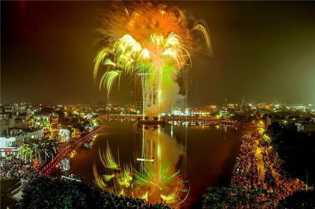 Điểm băn pháo hoa. Ảnh minh họa