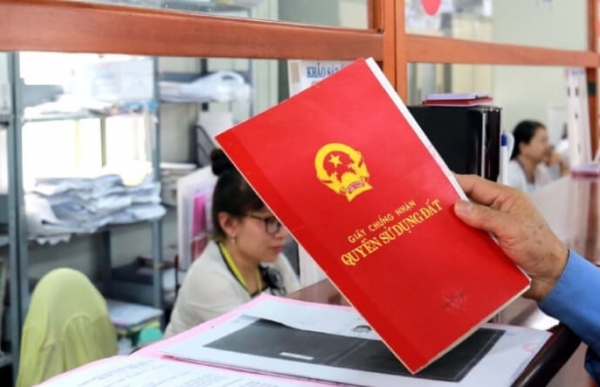Sáp nhập địa giới hành chính, người dân có phải làm lại sổ đỏ?