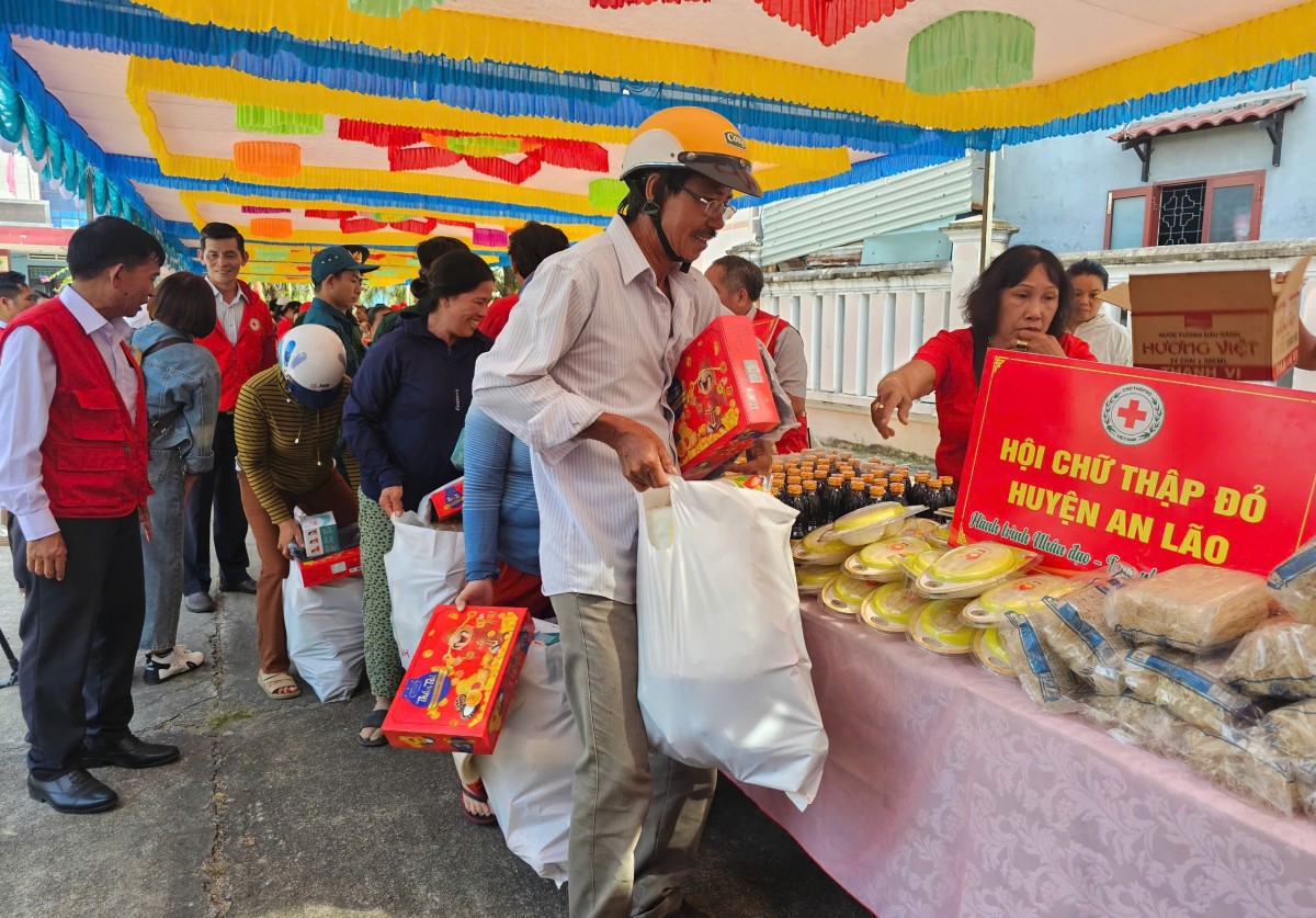 Bình Định: Hành trình nhân đạo - Lan tỏa yêu thương
