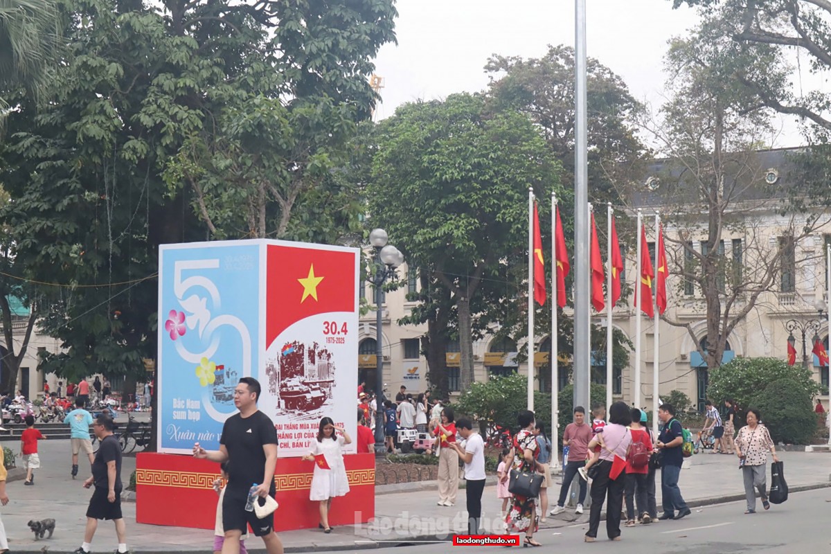 50 năm thống nhất đất nước, bừng sáng hào khí dân tộc 50 năm thống nhất đất nước, bừng sáng hào khí dân tộc