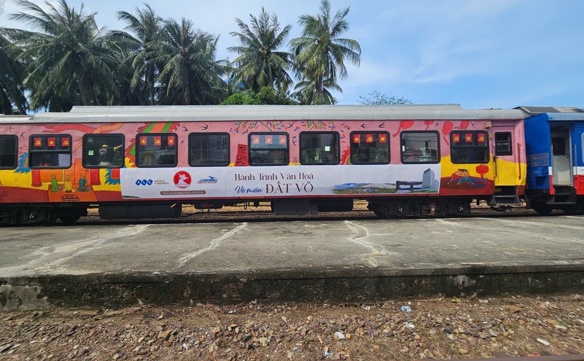 Chuyến tàu "Hành trình văn hóa - Về miền Đất Võ" kéo du khách đến gần với văn hóa Xứ Nẫu