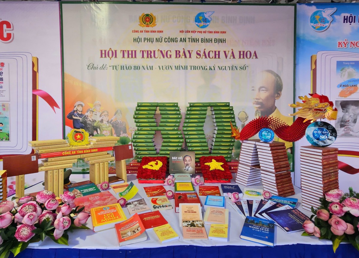 Bình Định: Sách là hành trang “vừa là bạn, vừa là thầy”