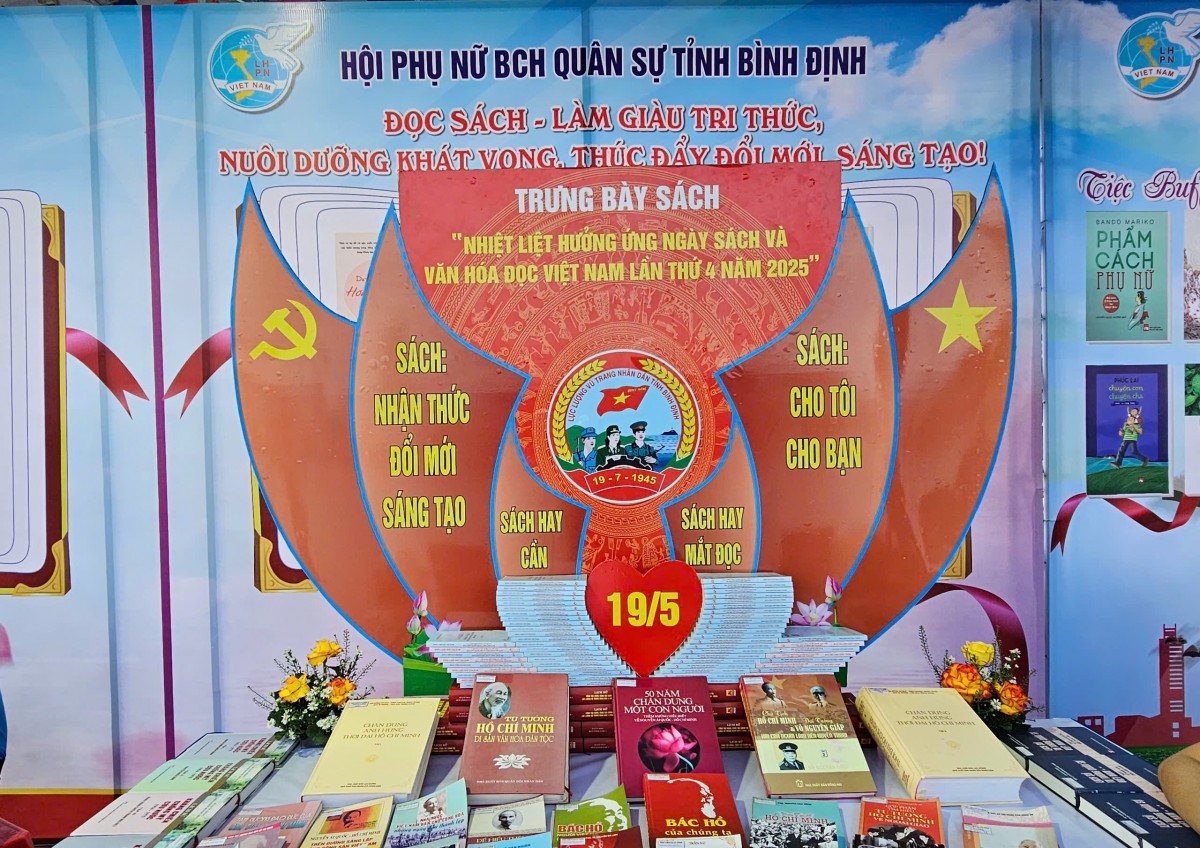 Bình Định: Sách là hành trang “vừa là bạn, vừa là thầy”