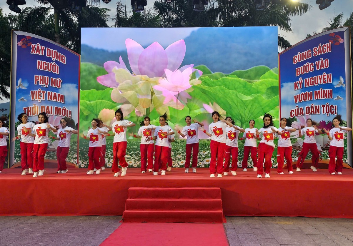 Bình Định: Sách là hành trang “vừa là bạn, vừa là thầy”
