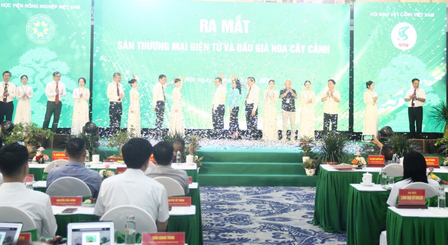 Festival Hoa - Cây cảnh VNUA 2025: Kết nối để phát triển ngành hàng bền vững