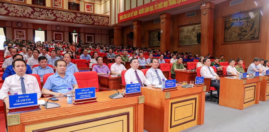 Vĩnh Phúc phát động Phong trào thi đua “Đổi mới sáng tạo, chuyển đổi số và Bình dân học vụ số”