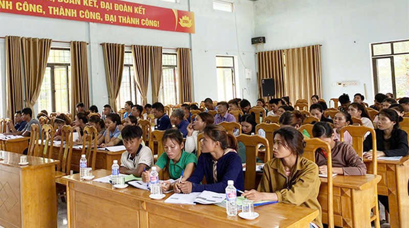 Quảng Bình: Tập huấn chuyển giao kỹ thuật trồng trọt, chăn nuôi cho bà con nông dân