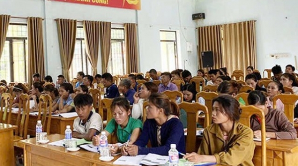 Quảng Bình: Tập huấn chuyển giao kỹ thuật trồng trọt, chăn nuôi cho bà con nông dân