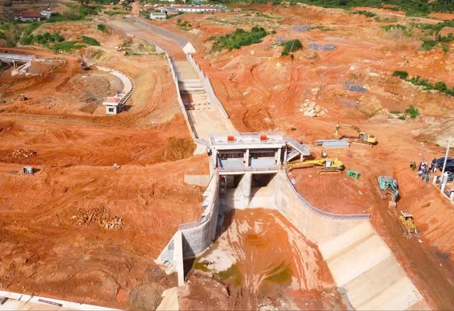 Lâm Đồng: Nhận định ban đầu về nguyên nhân sạt trượt lở khu vực hồ chứa nước Đông Thanh