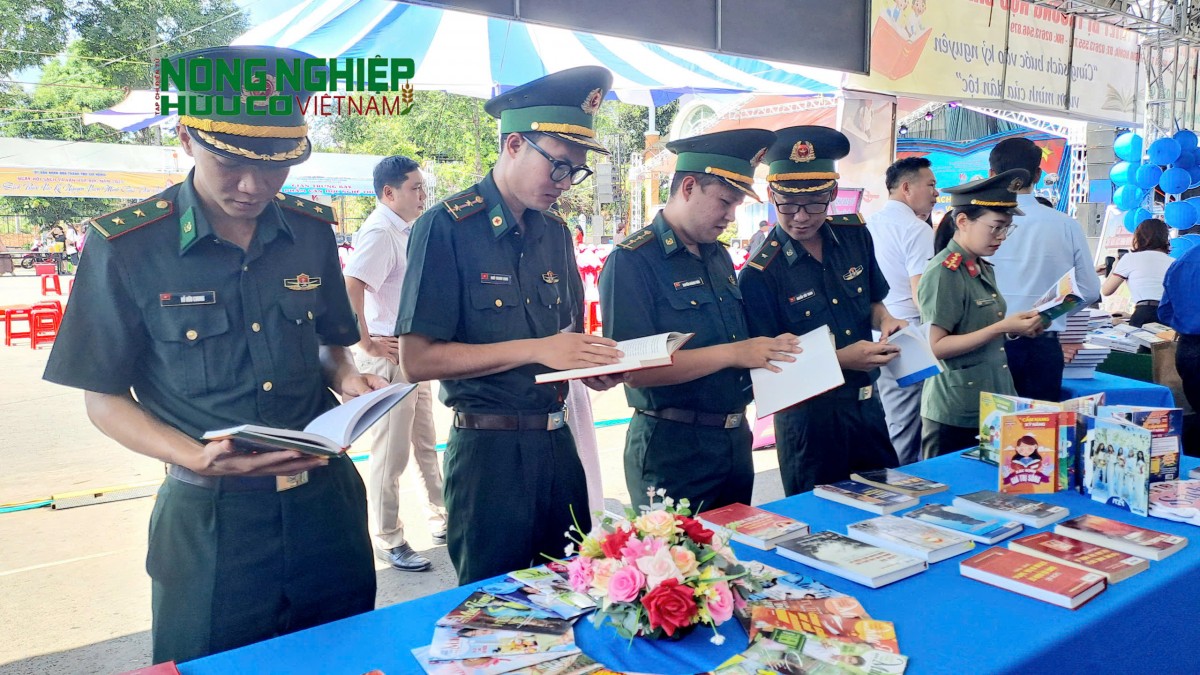 Đắk Nông: Khai mạc Ngày Sách và Văn hóa đọc Việt Nam năm 2025