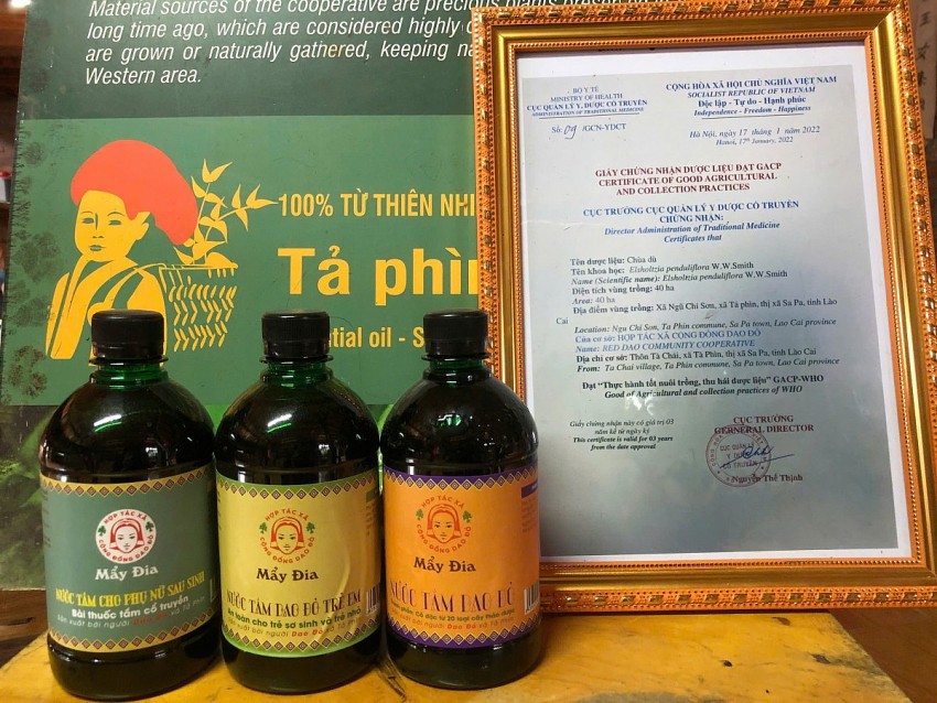 Phát huy giá trị kinh tế từ bài thuốc tắm của người Dao đỏ
