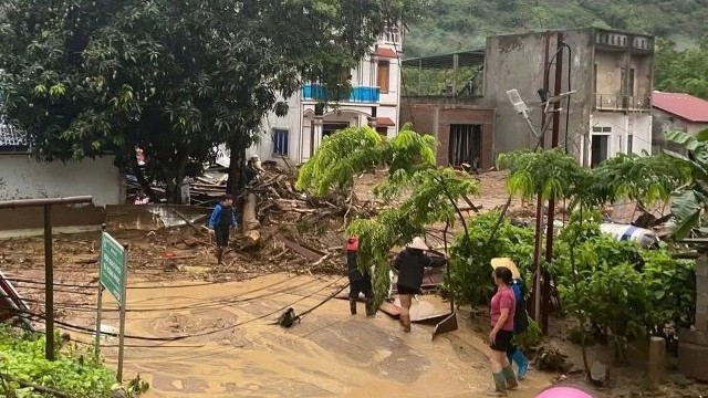 Bắc Kạn: Lũ quét bất ngờ khiến nhiều người tử vong và mất tích