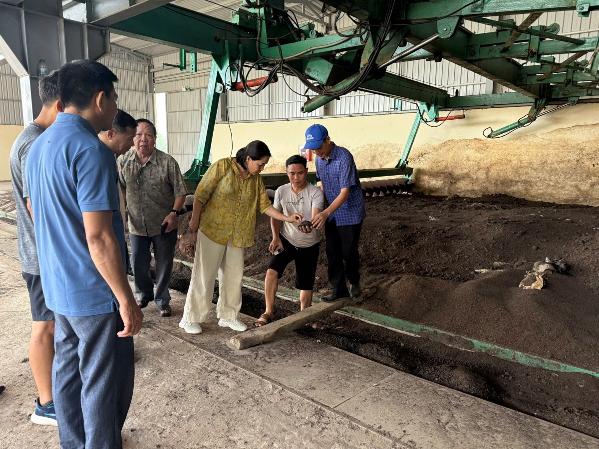 Hội Nông nghiệp hữu cơ Tuyên Quang tham quan, trao đổi kinh nghiệm tại TCT Thương mại Quảng Trị