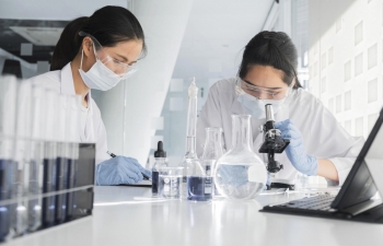 Hỗ trợ tạo điều kiện để nữ trí thức phát triển khoa học công nghệ